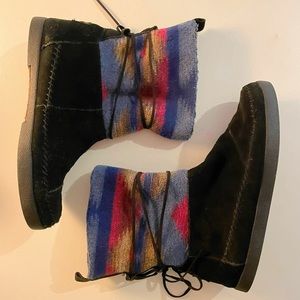 Toms Black Leather Nepal Boots